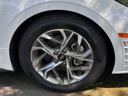 Used 2021 Hyundai Sonata SEL w/ Convenience Package FWD image 4