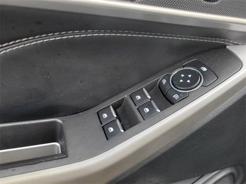 Used 2023 Ford Explorer XLT w/ Equipment Group 202A image 16