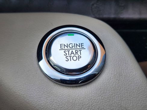 Used 2020 Lincoln Aviator Reserve w/ Equipment Group 202A image 20