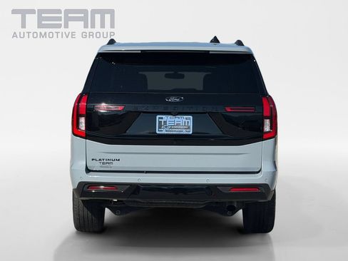 Used 2025 Ford Expedition Platinum w/ Stealth Appearance Package AWD/4WD image 6