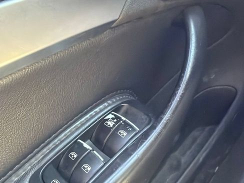 Used 2008 Saab 9-3 Aero w/ Cold Weather Package FWD image 11