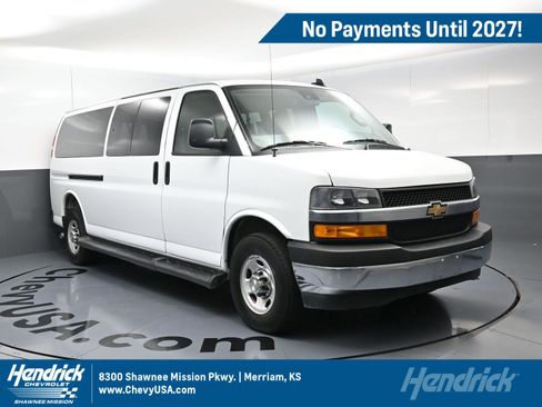 Used 2025 Chevrolet Express 3500 LT w/ LT Preferred Equipment Group RWD image 1