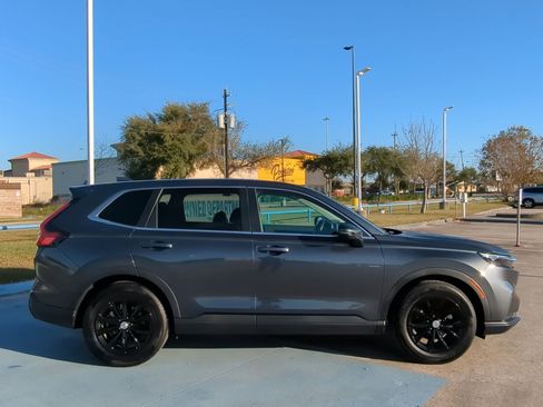 Certified 2025 Honda CR-V EX-L image 2