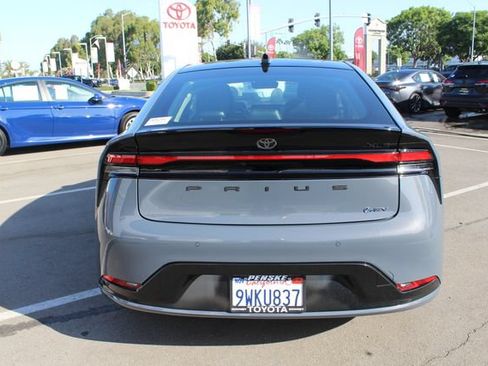 Certified 2026 Toyota Prius XLE FWD image 13