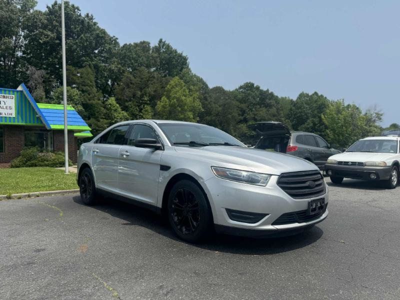 Used 2016 Ford Taurus SEL FWD image 3