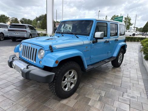 Used 2017 Jeep Wrangler Unlimited Sahara w/ Quick Order Package 24E Chief AWD/4WD image 6