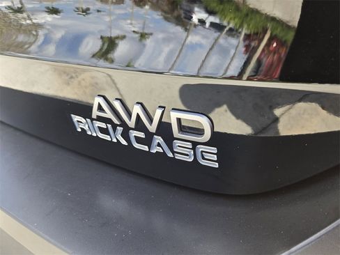 Used 2025 Nissan Kicks S image 14