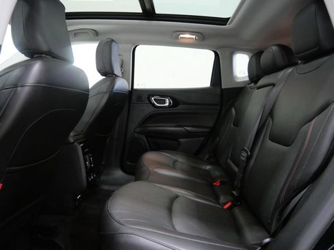 Used 2022 Jeep Compass Trailhawk w/ Trailhawk Elite Group AWD/4WD image 25