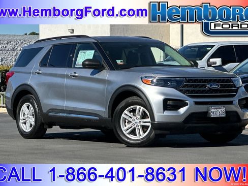 Used 2024 Ford Explorer XLT image 1