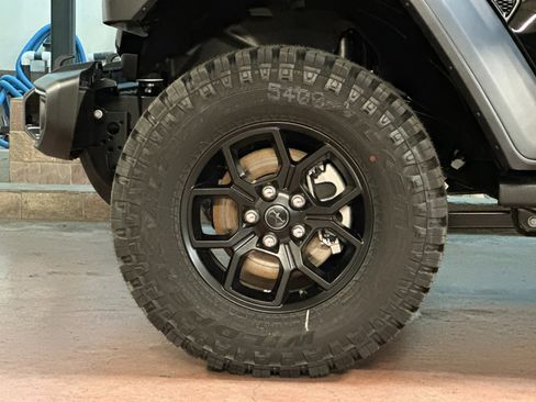 New 2025 Jeep Wrangler Unlimited Sport image 24