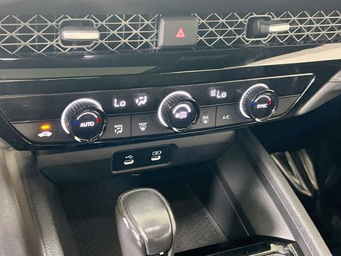 Used 2023 Honda Accord Sport image 15