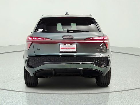 New 2026 Audi Q3 quattro 2.0T AWD/4WD image 6