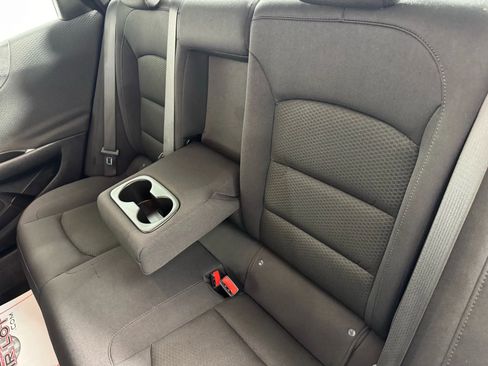 Used 2024 Chevrolet Malibu LT image 34