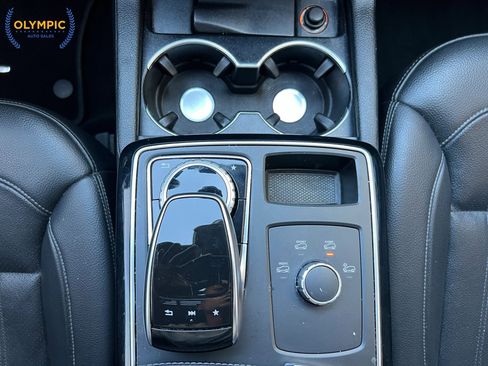 Used 2017 Mercedes-Benz GLE 350 w/ Premium 1 Package image 35