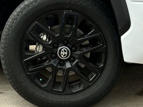 Used 2025 Toyota Tundra Limited image 10