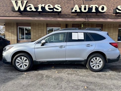 Used 2018 Subaru Outback 2.5i Premium image 1