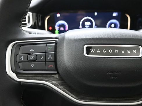 Used 2022 Jeep Wagoneer Series III w/ Premium Group I image 29