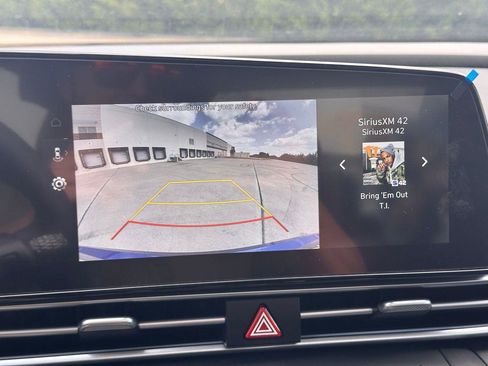 New 2025 Hyundai Elantra SEL image 35