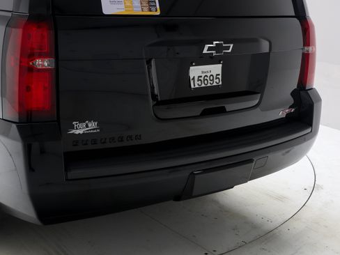 Used 2020 Chevrolet Suburban Premier AWD/4WD image 10