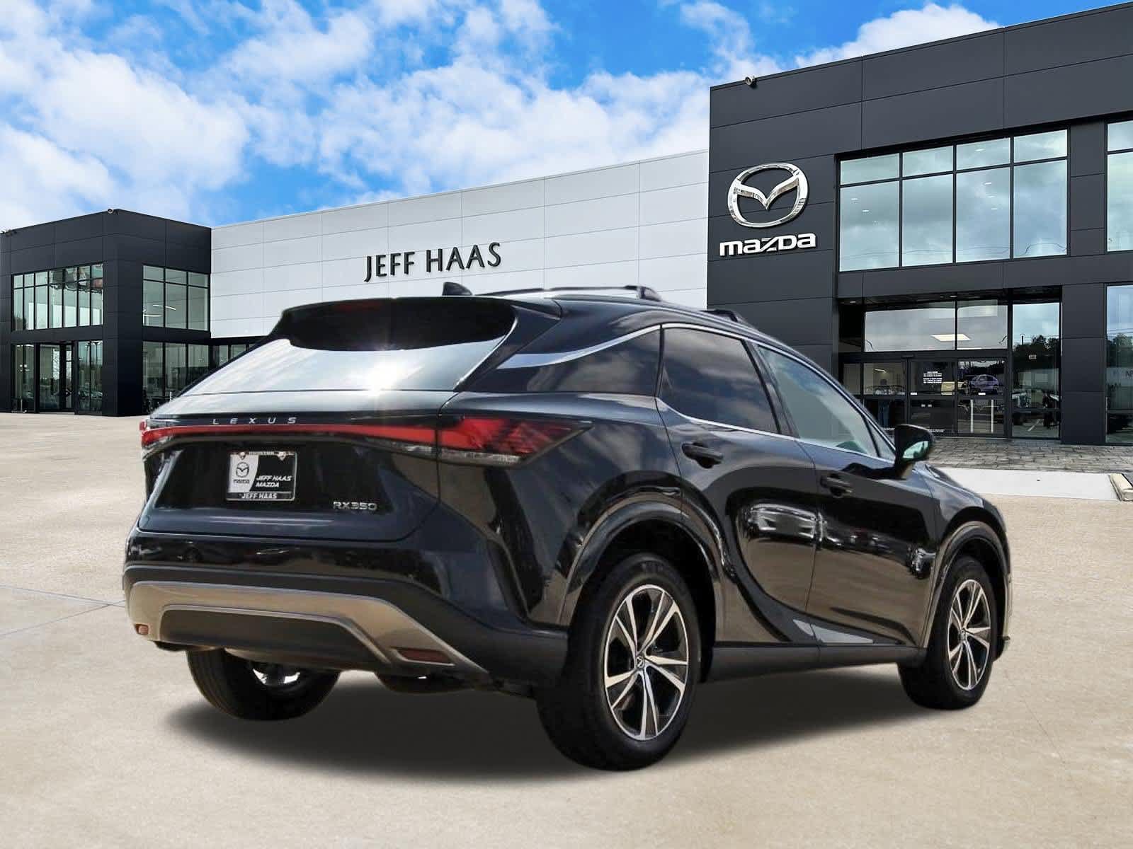 Used 2024 Lexus RX 350 Premium w/ Convenience Package FWD image 3