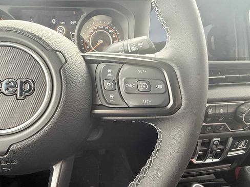 New 2026 Jeep Gladiator Sport image 9