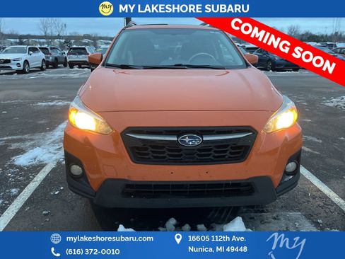 Used 2018 Subaru Crosstrek 2.0i Premium w/ Moonroof Package image 2