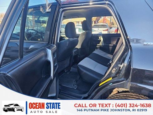 Used 2017 Toyota 4Runner SR5 image 11