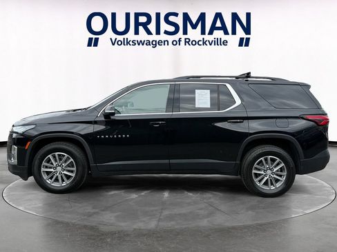 Used 2023 Chevrolet Traverse LT AWD/4WD image 3