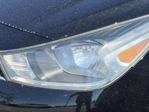 Used 2018 Kia Rio LX FWD image 4