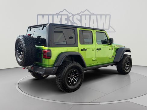 Used 2025 Jeep Wrangler Unlimited Rubicon w/ XTREMEE 35" Tire Package AWD/4WD image 5