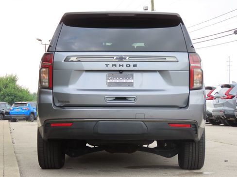 Used 2021 Chevrolet Tahoe Z71 w/ Luxury Package AWD/4WD image 12