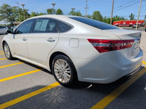 Used 2014 Toyota Avalon XLE Premium FWD image 5