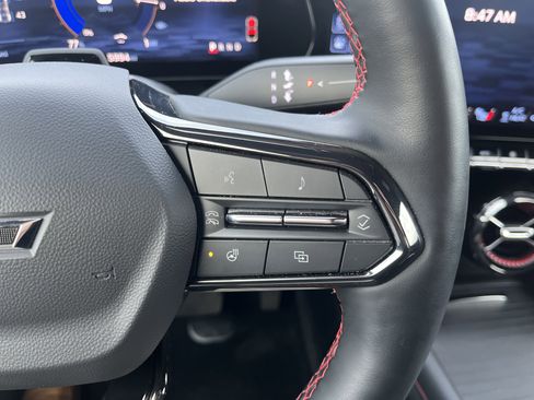 Used 2025 Chevrolet Blazer EV RS w/ Super Cruise Package image 23