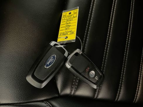 Used 2024 Ford Edge SEL image 25