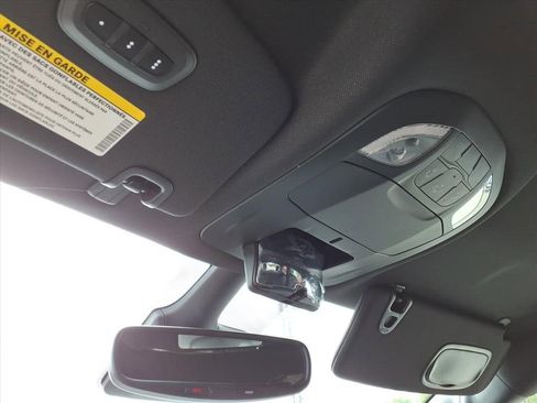 New 2026 Chrysler Pacifica Select image 26