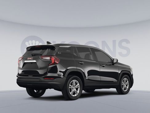 Used 2023 GMC Terrain SLE w/ Driver Convenience Package AWD/4WD image 4