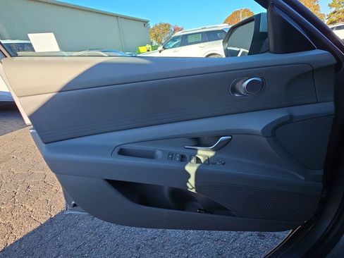 New 2026 Hyundai Elantra Blue image 34