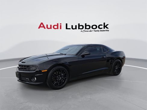 Used 2010 Chevrolet Camaro SS w/ RS Package image 4