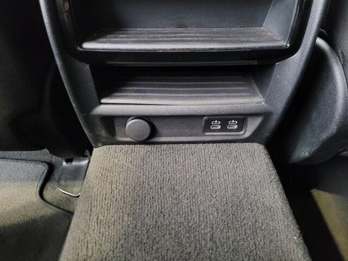 Used 2023 BMW 530i xDrive image 11