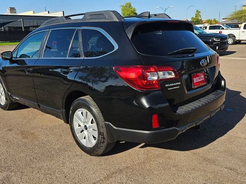 Used 2017 Subaru Outback 2.5i Premium AWD/4WD image 8