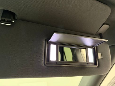 Used 2024 Land Rover Range Rover Sport Dynamic SE image 37