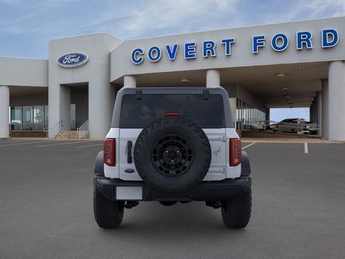 New 2026 Ford Bronco Badlands w/ Sasquatch Package AWD/4WD image 5