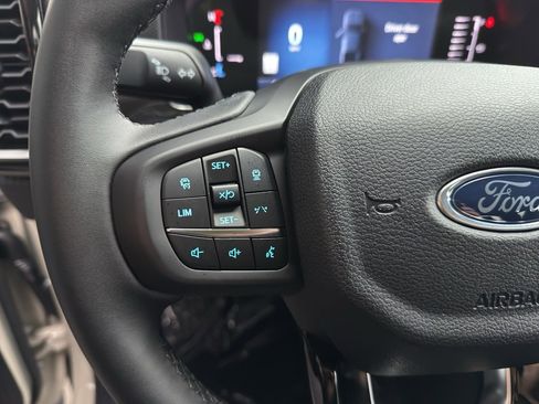 New 2025 Ford Ranger XLT w/ Equipment Group 301A High image 19