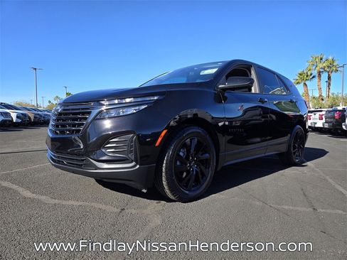 Used 2024 Chevrolet Equinox LS w/ LS Convenience Package image 2