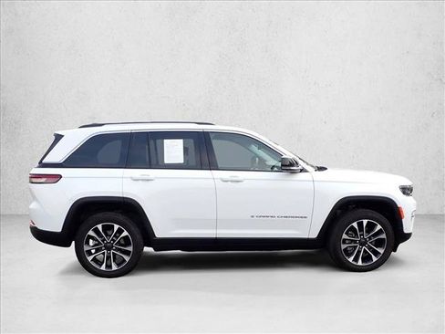 Used 2023 Jeep Grand Cherokee 4WD 4xe w/ Luxury Tech Group II image 5