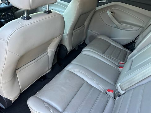 Used 2017 Ford Escape Titanium image 15