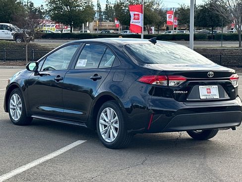 New 2025 Toyota Corolla LE image 6