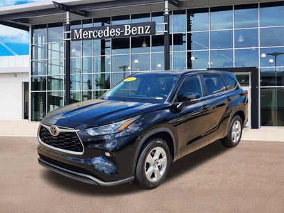 Used 2023 Toyota Highlander L