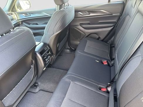 New 2026 Jeep Grand Cherokee Laredo X image 14