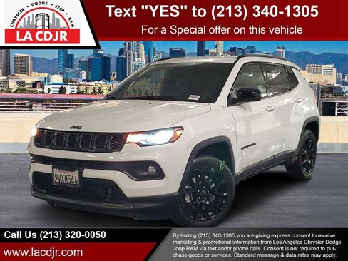 Used 2026 Jeep Compass Latitude AWD/4WD image 1